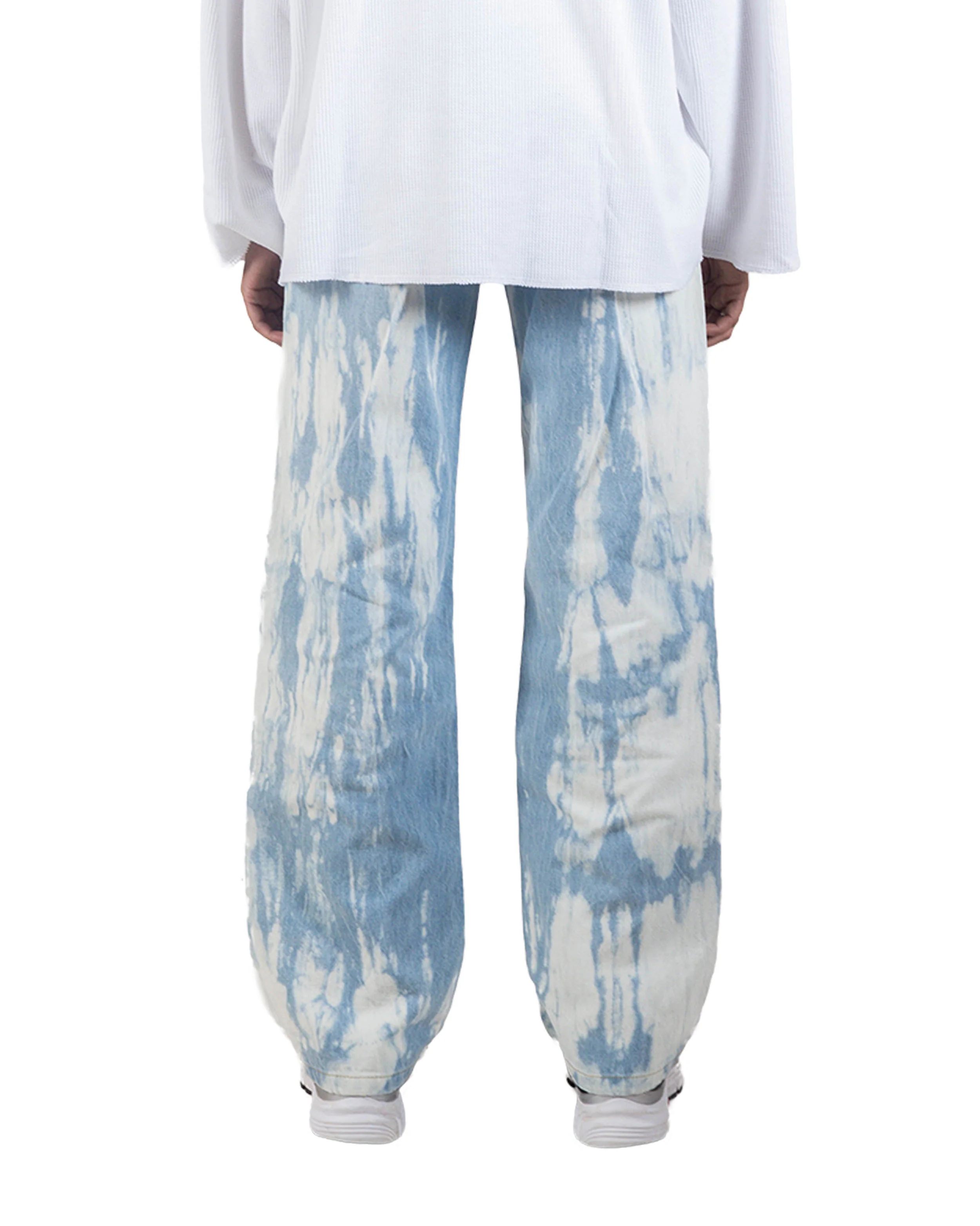CLOUDED - Image 2
